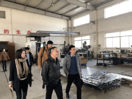 上海工程技術(shù)大學(xué)石湖蕩鎮(zhèn)科技工作站正式成立，開(kāi)啟校地合作新篇章